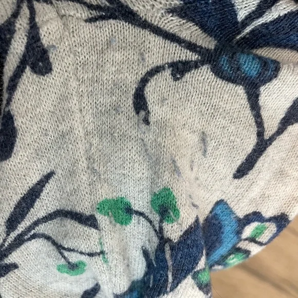 Old Navy Floral Pullover - Picture 5 of 7